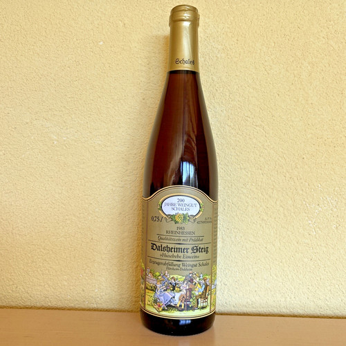 Weingut schales 1983 - weingut,