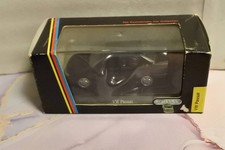 Schabak VW Passat 1/43 navy