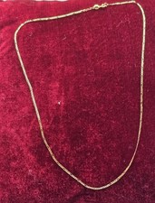 Schöne Figaro-Goldkette