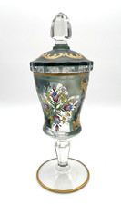 Wunderschöner Deckelpokal - geschliffen und bemalt - Glaspokal Glas Pokal