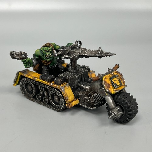 Ork wartrakk wartrack looted - ork,