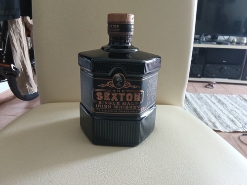 Whiskey - ,