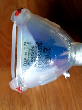 Beamer Lampe 200 Watt. Neu !! Für alle Geräte/Beamer mit UHP Lampe 200W.