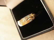 EHERING 9 KARAT GOLD 6 MM