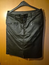 Schwarz Matt Glänzender Rock