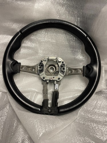 Sport steering wheel leather - m,