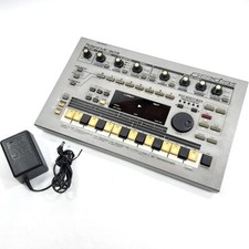 Roland 303 groovebox - roland, mc-303