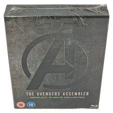 The Avengers Montiert