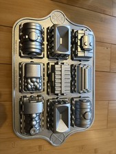 Nordic Ware 3D Zug Set Pfanne