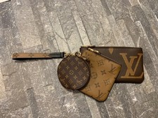 LOUIS VUITTON MONOGRAM CANVAS