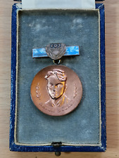 DDR Artur Becker Medaille