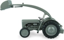 Universal Traktor Hobbies