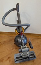 Dyson Ball DC 37 Origin plus Bodenstabsauger mit Zubehör Sehr guter Zustand