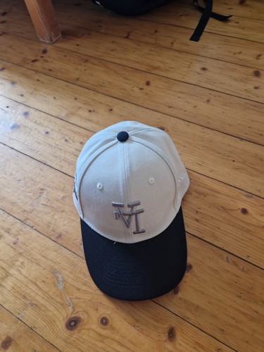 Cap - la,
