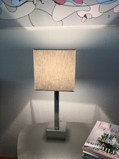 LAMBERT Tischleuchte Manhattan, Fuß vernickelt, Schirm Polycotton, E27