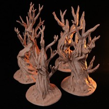 Knorrige Fantasy Bäume