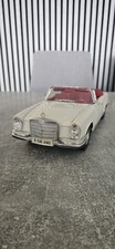 Mercedes-Benz 280 SE 1966 1:18