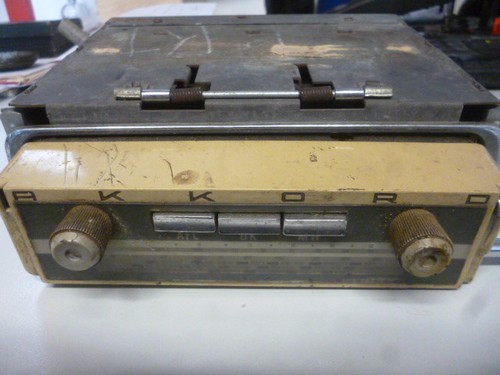 Akkord 715 716 - uralt, autoradio