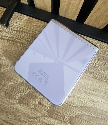 Samsung galaxy flip3 - samsung, z