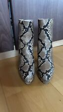 Zara Leder Plateaustiefelette Stiefeletten im Animal Python - Look 37 - Neu