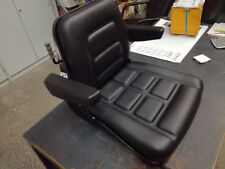 Sitz gefedert m. Armlehnen