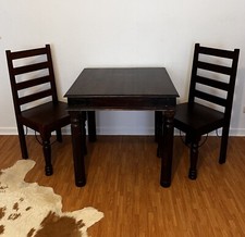 rustikale Möbel im Kolonialstil 