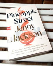 Jenny Jackson PINEAPPLE STREET