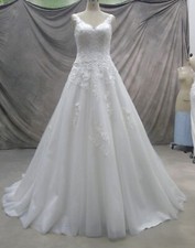 Curvy HBH Brautmode Glitzer-Tüll-Brautkleid mit V-Ausschnitt Gr.50 - Gr.60