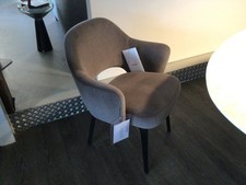Knoll Saarinen Relax