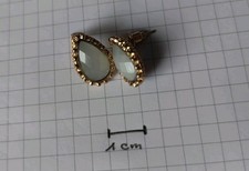 Dachbodenfund Modeschmuck Ohrstecker goldfarben Tropfenform