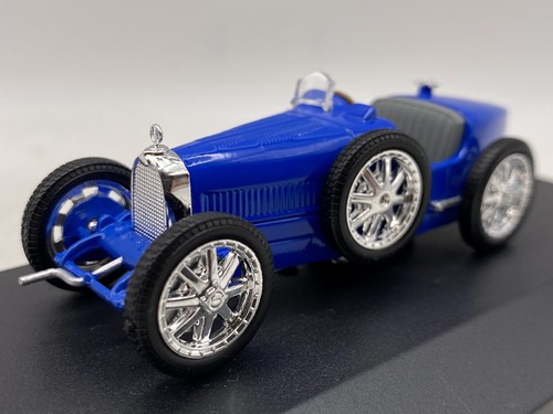 White box bugatti t35b - white,