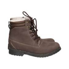 Steeds, Schnürstiefel