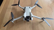 DJI Mini 4 Pro Fly More Combo
