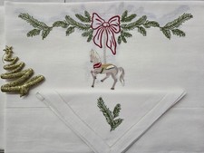 Weihnachtstischdecke aus