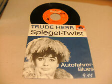(124) Trude Herr – Spiegel-Twist / Autofahrer Blues  - 7" Single Vinyl