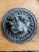 Schöner Löwenkopf aus  Gusseisen