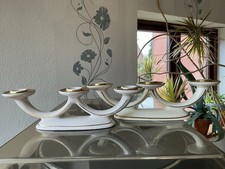 2 Dreiarmige Kerzenhalter. Mit