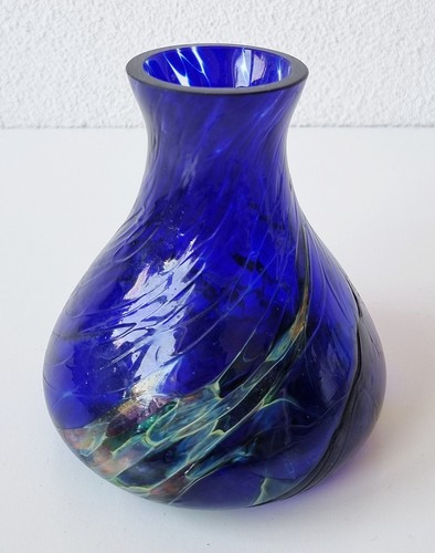 Schöne mundgeblasene blaue