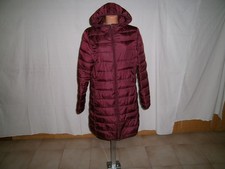 Damen- Stepp-Mantel leicht Beere in M mit Kapuze