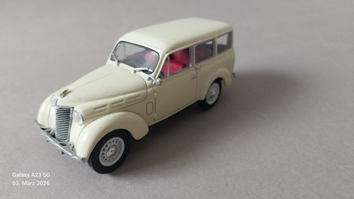 Renault juvaquatre 43 - juvaquatre, 1:43