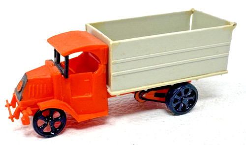 Mack truck bulldog - mack,