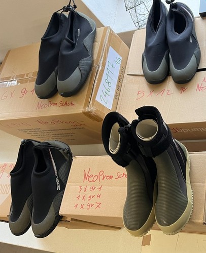 Paar gul neopren schuhe - paar,