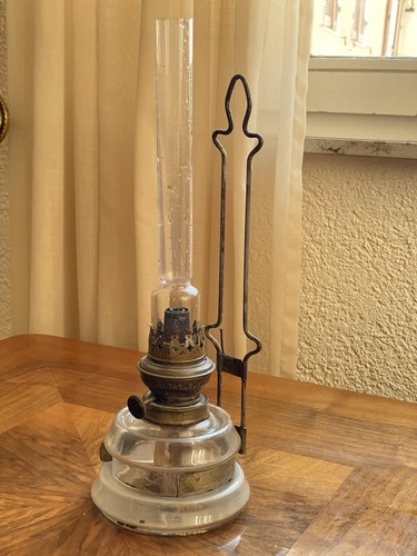 Antike petroleumlampe kosmos - antike,