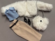 Barbie Fashion Kleidung, Rock , Hemd , Kuschelige Jacke, Schuhe, Tasche