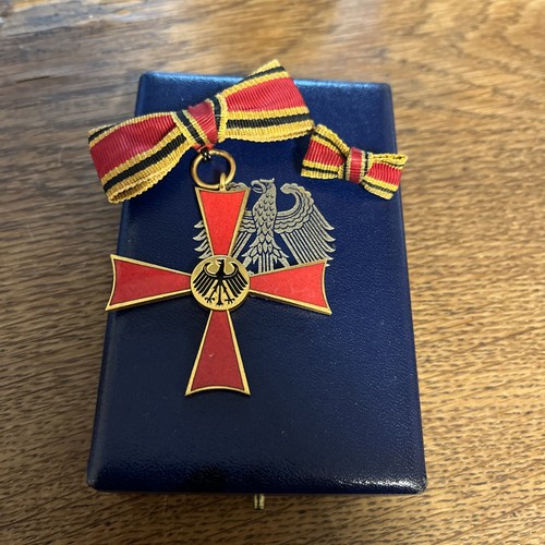 Orden bundesverdienstkreuz - orden,