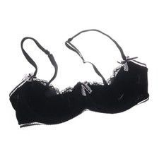 Ella M Lindex, BH, Größe