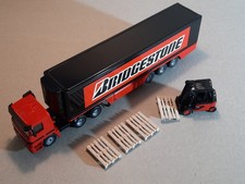 Siku 3816 Mercedes Benz Actros Koffer- Sattelzug "Bridgestone" Vitrinenmodell