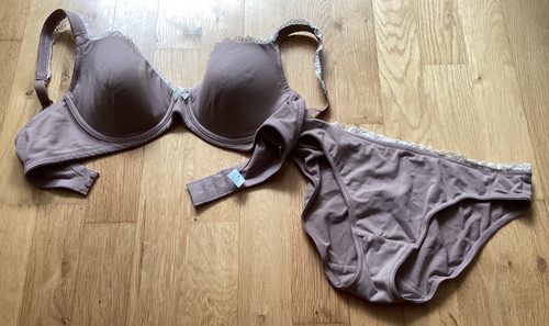 Neu triumph dessous set super - set,