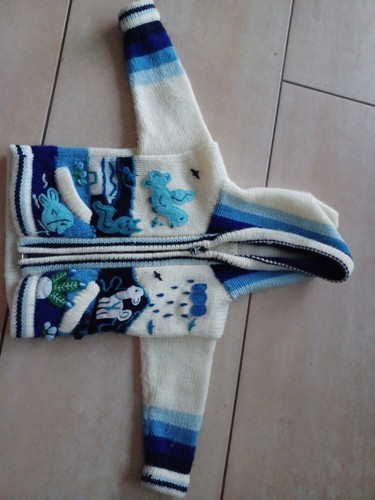 Handgemachte strickjacke aus - handgemachte,