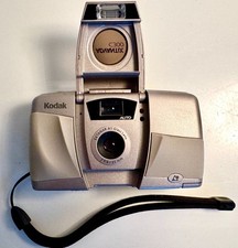Schöne, voll funktionsfähige Kodak Advantix C300, APS Kamera in Silber